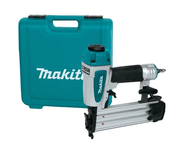 clavadora neumatica clavos MAKITA